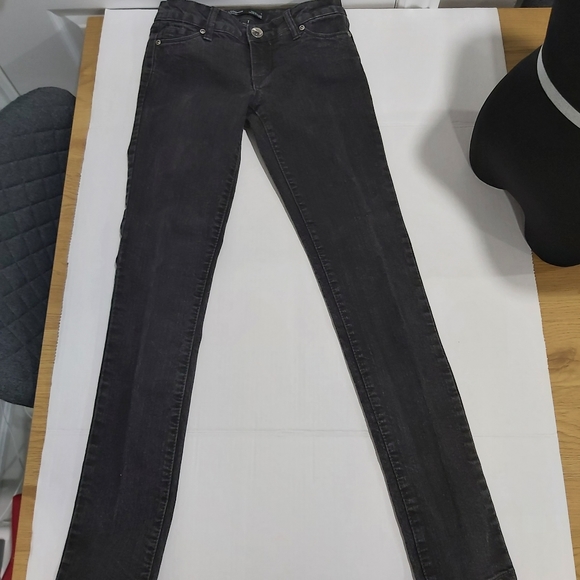 London black jeans. Size: 1 - Picture 2 of 10